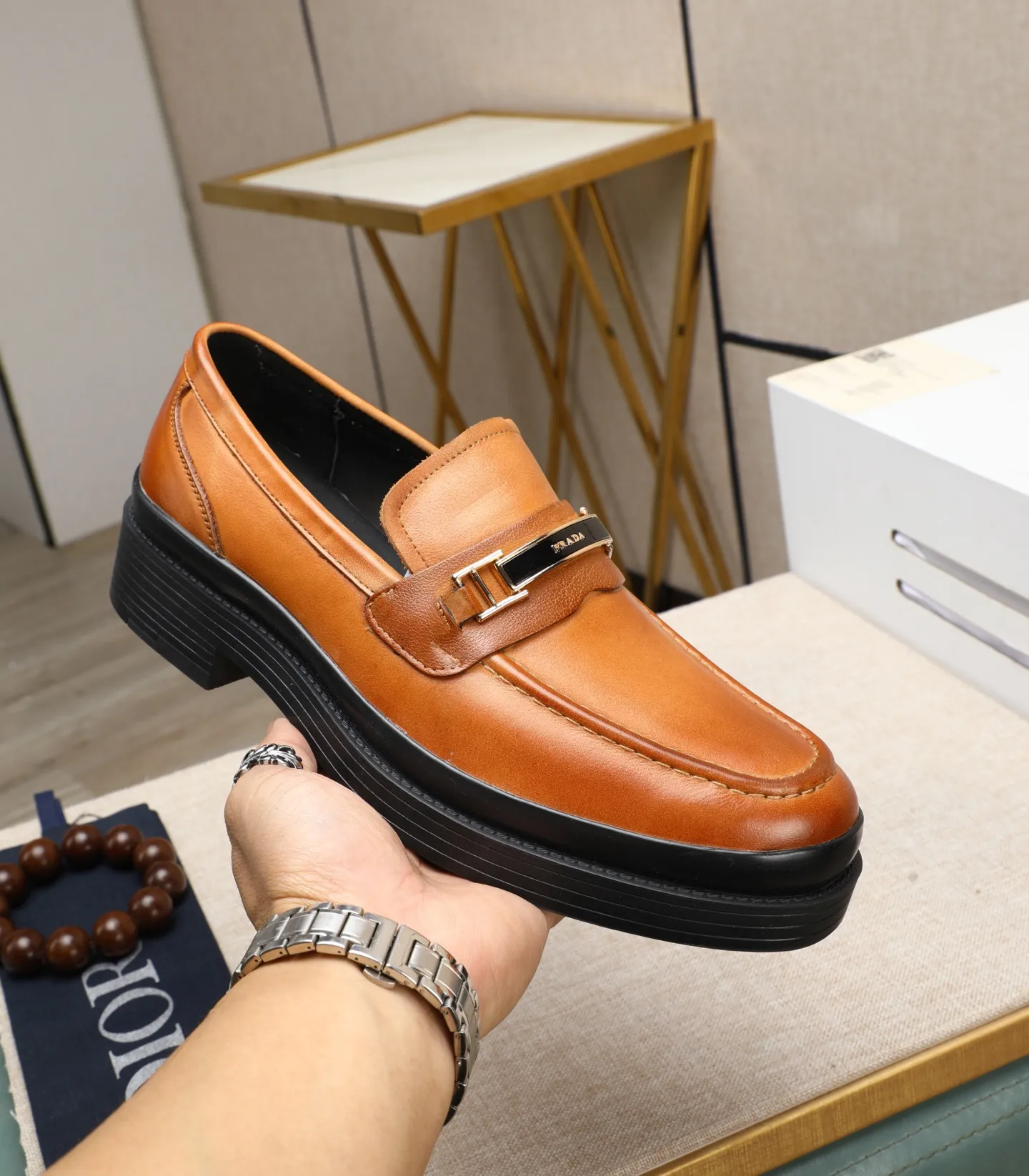 Men's men's shoes 💰540 (water-dyed cow leather) 📛📛PRADA high-end counter's latest formal business leather shoes 👔original and highest quality! Imported from Italy 🇮🇹 first-layer calfskin fabric ➕ cowhide lining Original outsole Formal size: 38➖44 (45 customized)